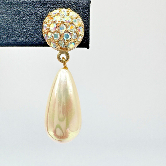 Vintage Faux Teardrop Pearl AB Rhinestone Dangle Earrings Gold Tone Retro 1.5" - Picture 6 of 8